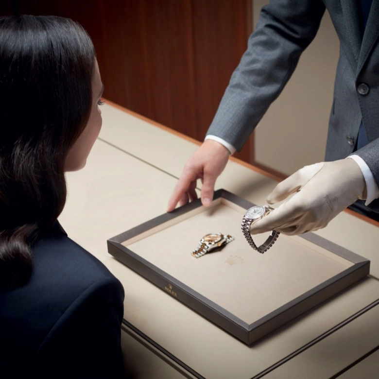 Returning The Watch - Watch Palace