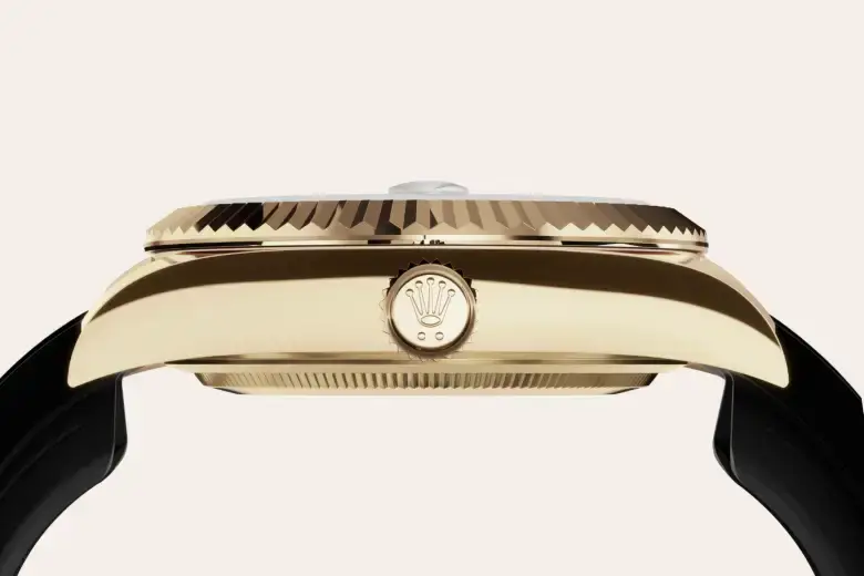 rolex sky-dweller in 18 ct yellow gold, M336238-0004- watch palace